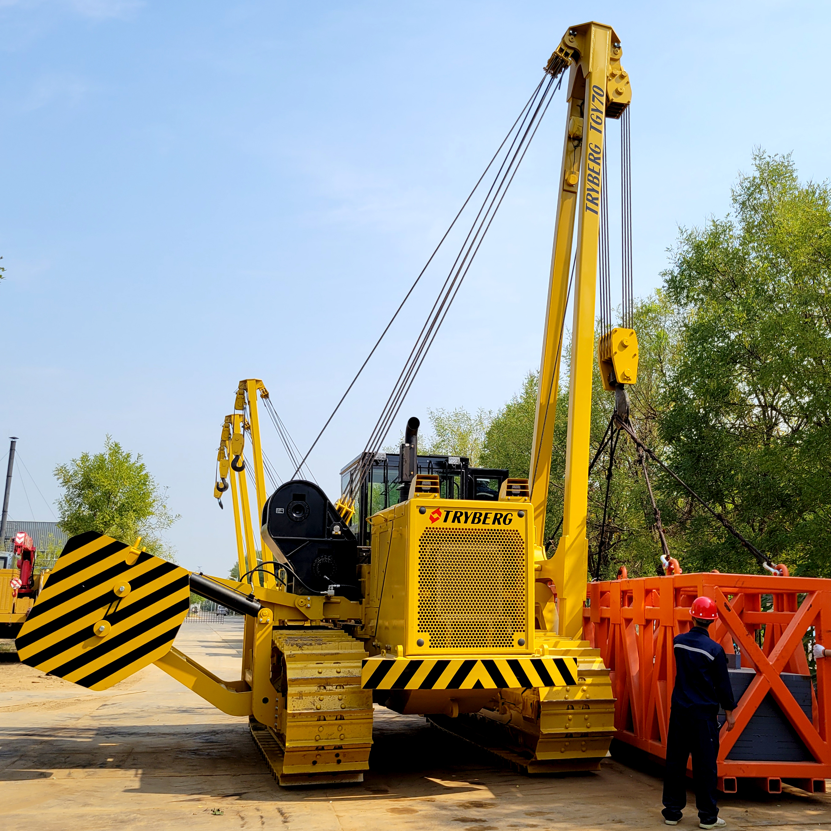 TRYBERG crawler pipelayers